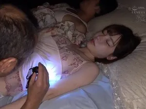 Dù đã có Anh xã nhưng bạn gái cũ “gầy thầy địt” vẫn thích hơn